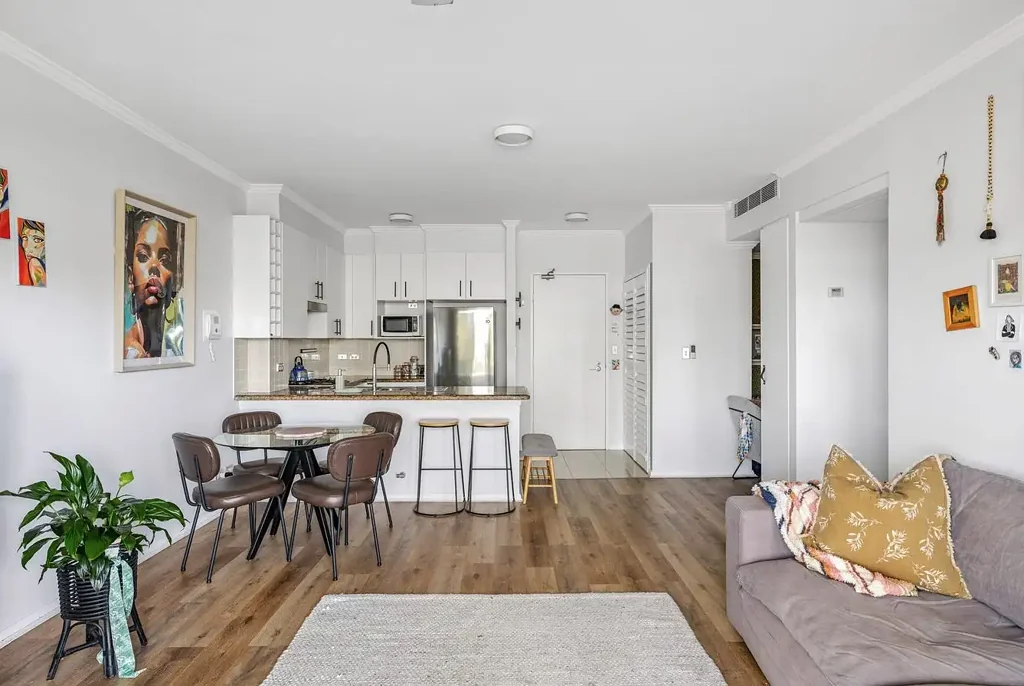 Peaceful Resort-Style Living with City Transport at Your Doorstep