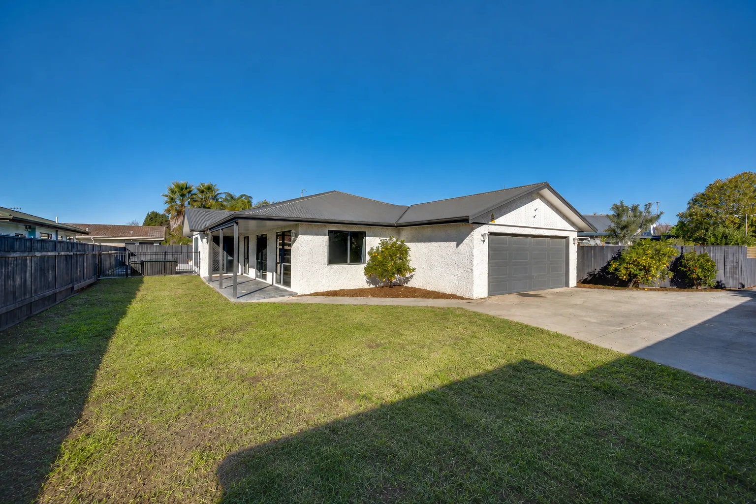 Greenmeadows 4 Bedroom Private - Secure - Spacious