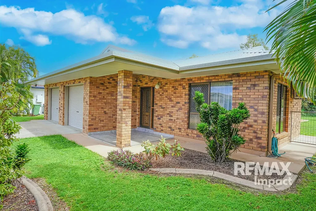 Mareeba 3 Bedroom BLUE-CHIP LOCATION WITH PARKLAND AT YOUR BACK DOOR