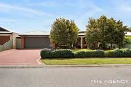 4 Jerrat Mews, Atwell