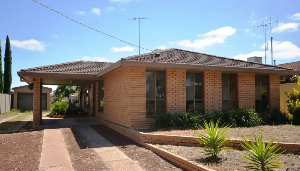5 Newton Street St, Stawell, VIC 3380