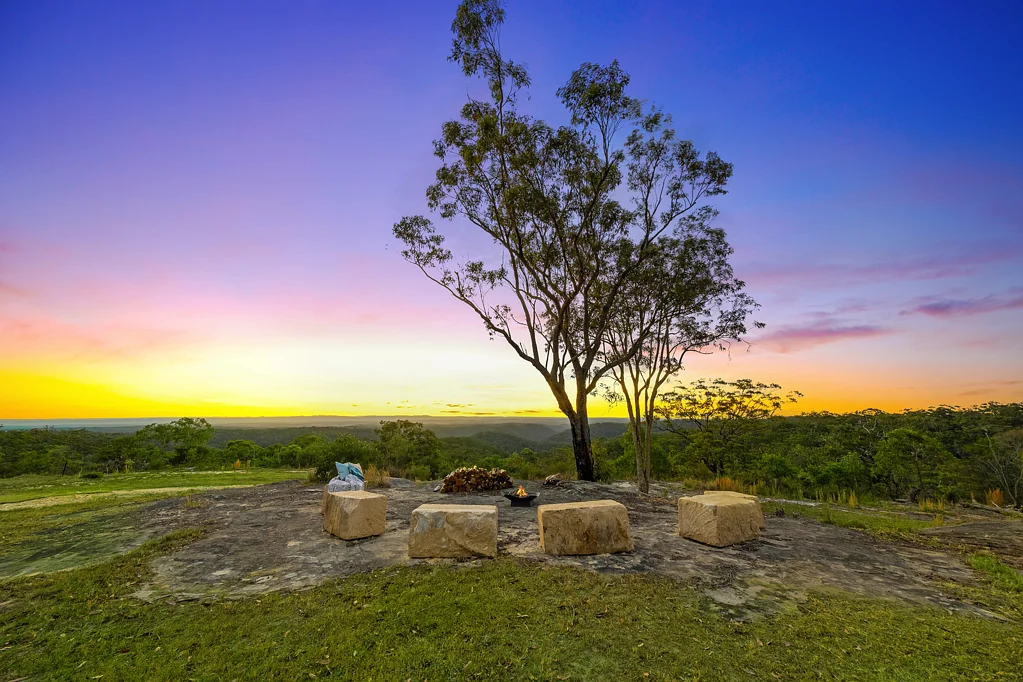 Maroota 7कमरा Expansive Acreage with 180 Degree Blue Mountain Views