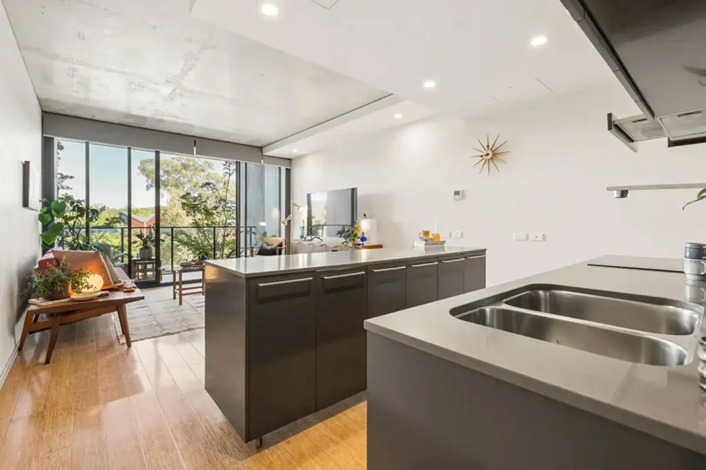 Lyneham 1房  The Kind of Apartment Your Inner North Story Starts In