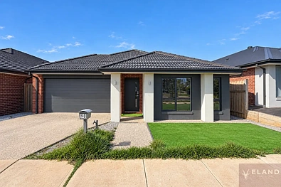 Weir Views 4Kwarto Spacious North-Facing Family Home with Three Living Areas