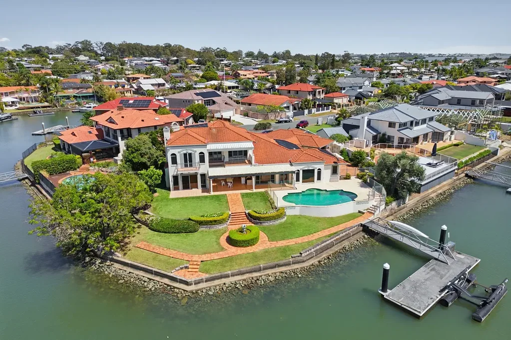 8 Pennant Court, Birkdale, QLD 4159