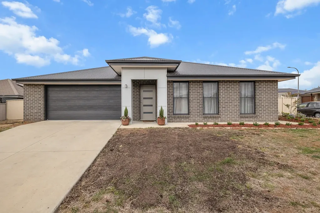 6 Appaloosa Place, Tamworth, NSW 2340