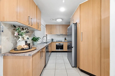 17 Lodestone Place, Eagle Vale, NSW 2558, 5房, 2浴, House