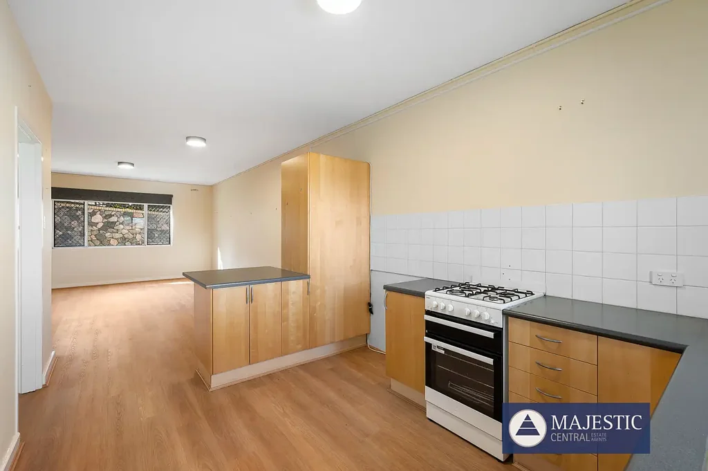 SPACIOUS 2-BEDROOM APARTMENT IN THE SOUGHT-AFTER WALCOTT HEIGHTS