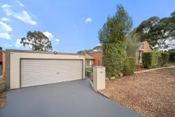 24 Bemboka Crescent, Kaleen