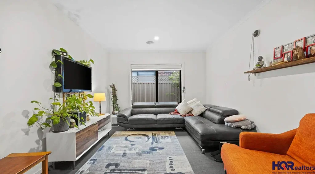 Winter Valley 4房  Perfect first home or investment in the heart of Winter Valley