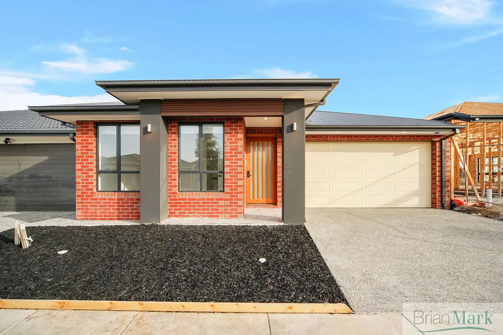 Tarneit 4chambre Brand New Luxury Living in Thriving Newhaven Estate