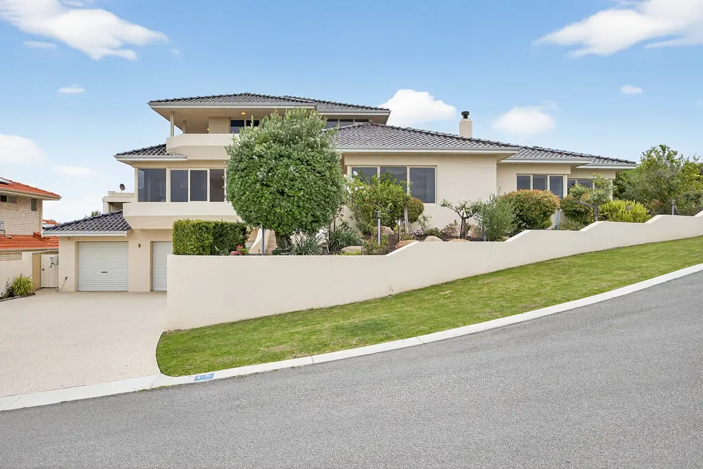 15 Wittenoom Place, Duncraig, WA 6023