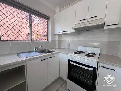 1/17 Meyer Street, Southport, QLD 4215, 2 slaapkamers, 1 badkamers, Unit