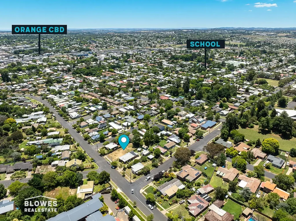 Orange RARE VACANT BLOCK IN WELL DEVELOPED NEIGHBOURHOOD!