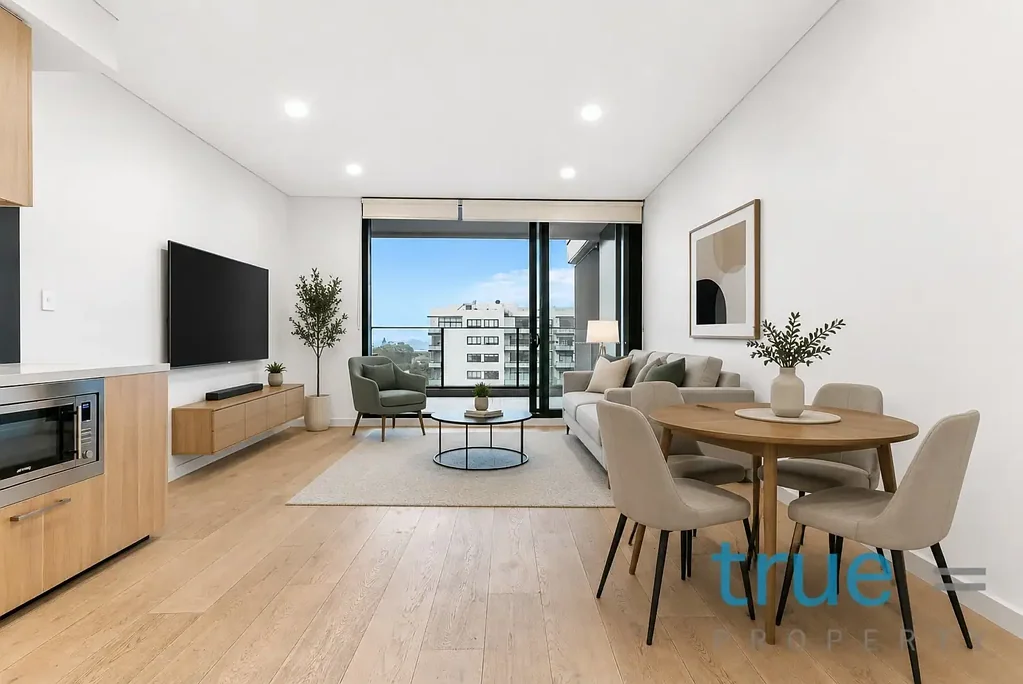 CONTEMPORARY, LUXURIOUS AND EXCEPTIONALLY LOCATED