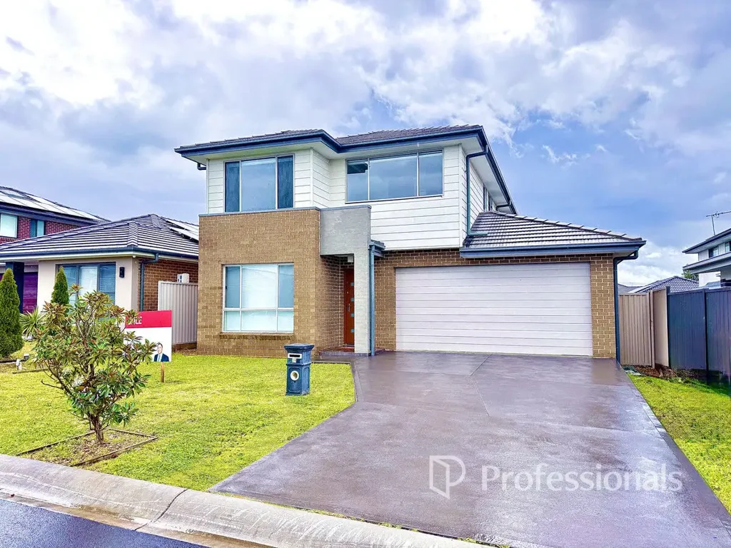 Schofields 5房 高地位置 5卧大宅 403㎡土地 双车库 三浴室 家庭优选 Priced to Sell