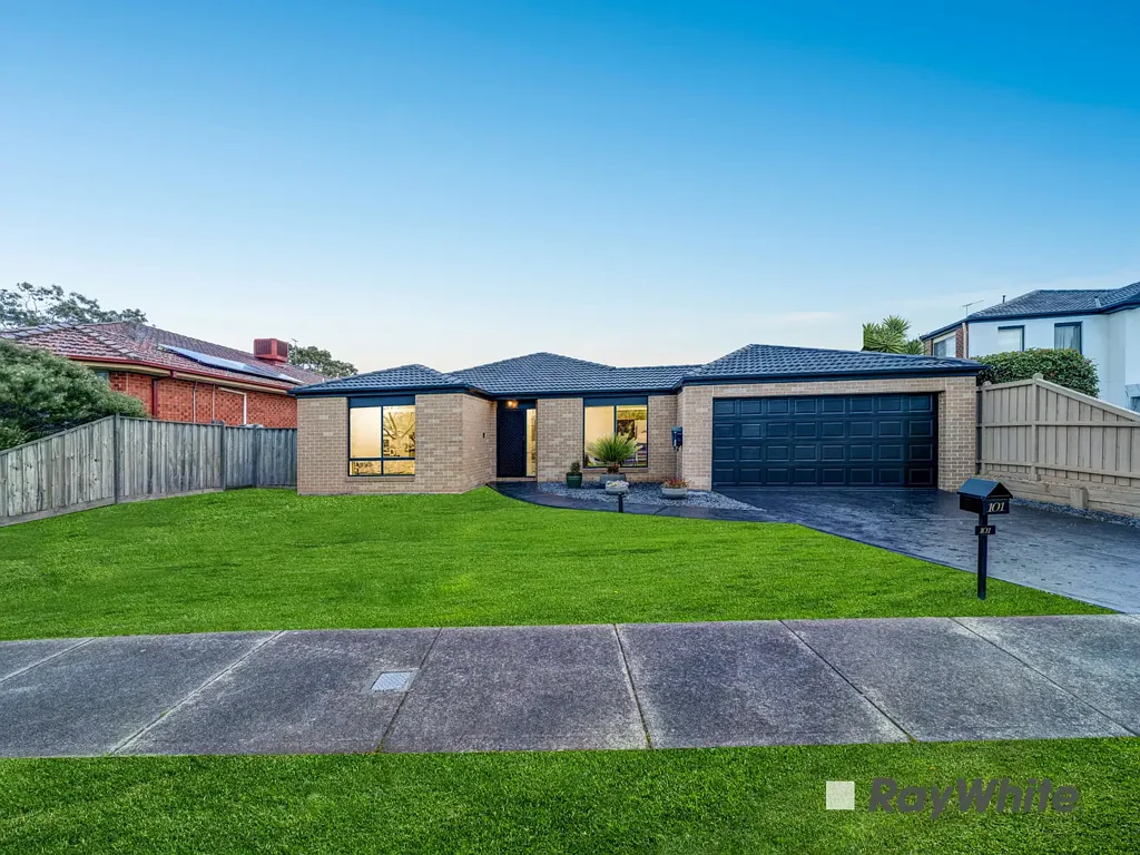 Narre Warren South 4બેડરૂમ Comfort, Space & Solar Efficiency