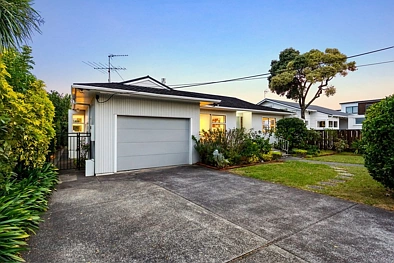 Spacious 3-Bedroom + Study Home in Sought-After Milford Location