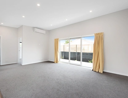 33 Keepa Street, Levin, Horowhenua, 3 Kuwarto, 2 Banyo, Townhouse
