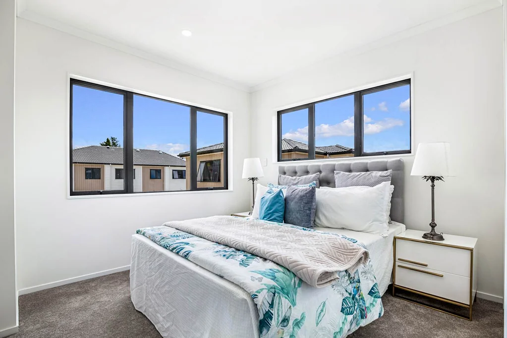 Manurewa 4ਬੈੱਡਰੂਮ Near-New Home with Prime Location & Value