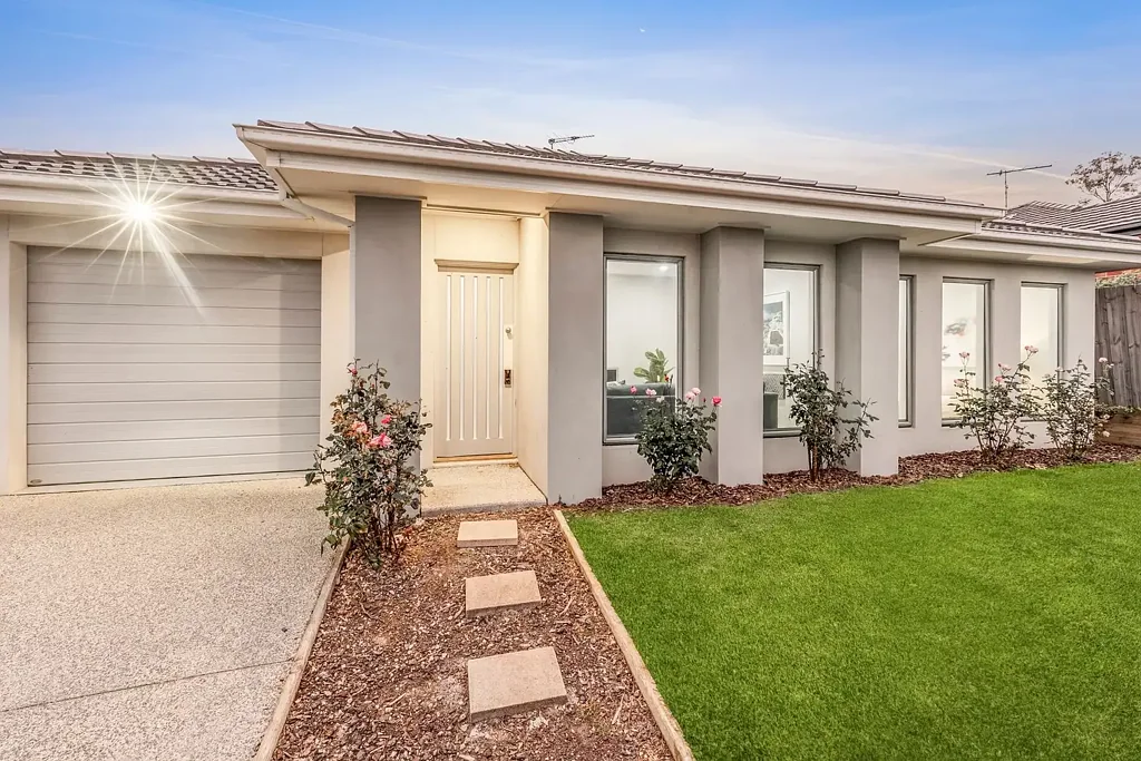 2 Edwards Point Road, St Leonards, VIC 3223