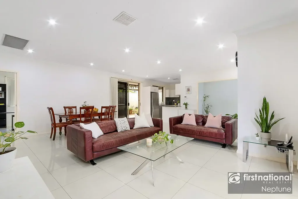 11B Tungarra Road, Girraween, NSW 2145