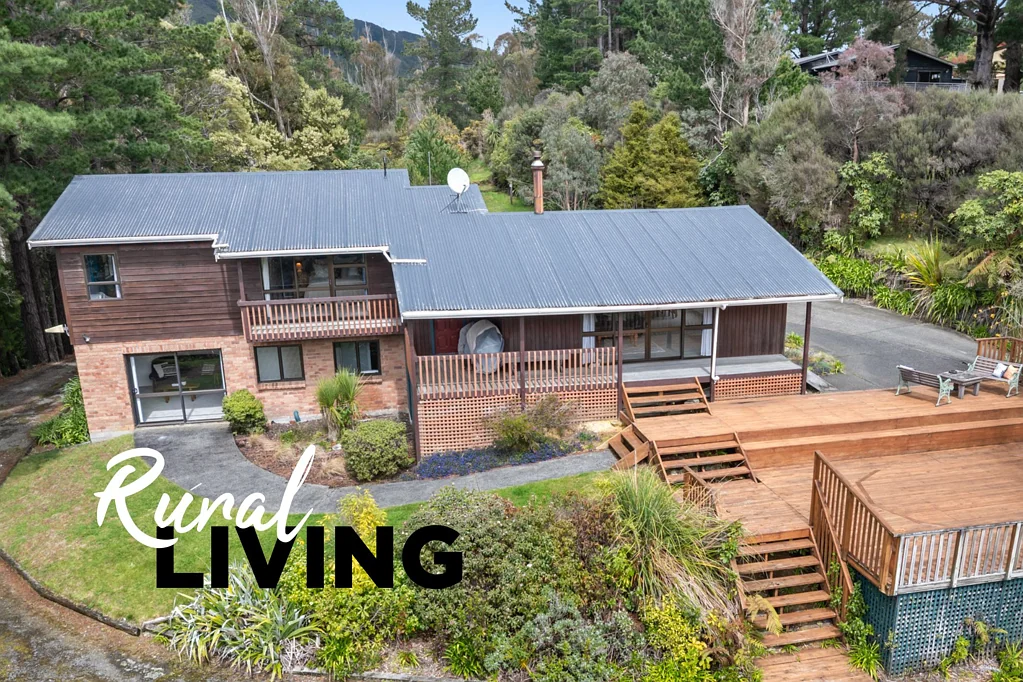 Upper Hutt 4房  Family Home in the Heart of Nature