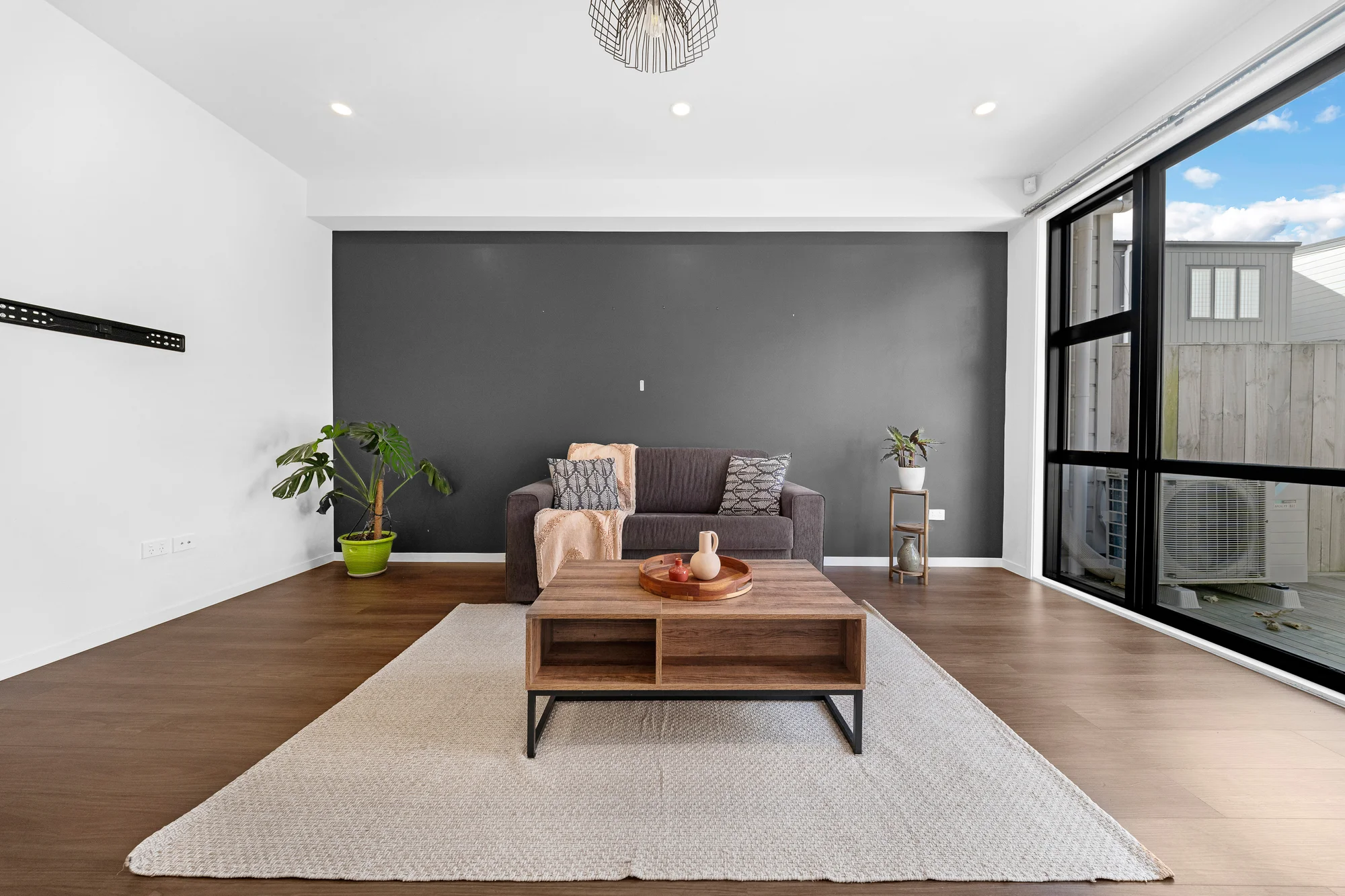 Flat Bush 3房  Peace and privacy - all here on Routhmore