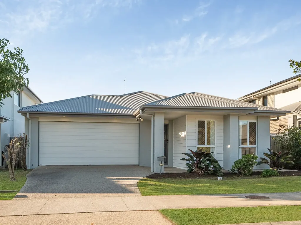 Newport 4બેડરૂમ SPACIOUS FAMILY SIZED LOWSET HOME IN QUIET NEWPORT STREET