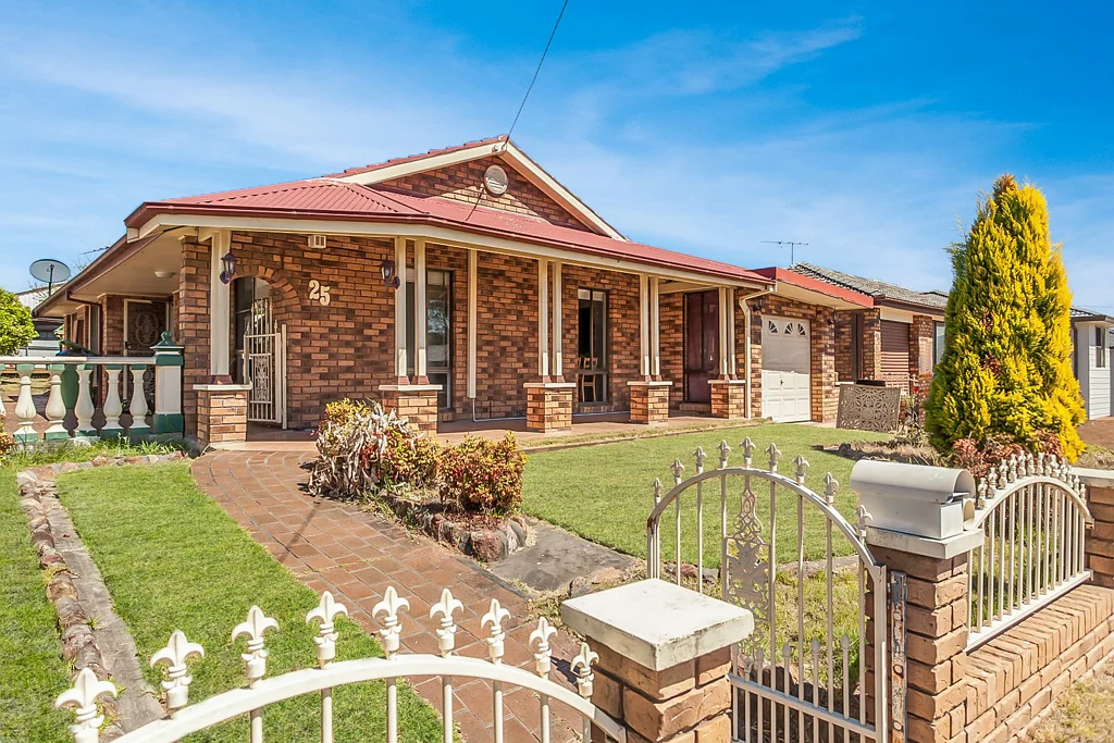25 Mackellar Street, Cessnock, NSW 2325