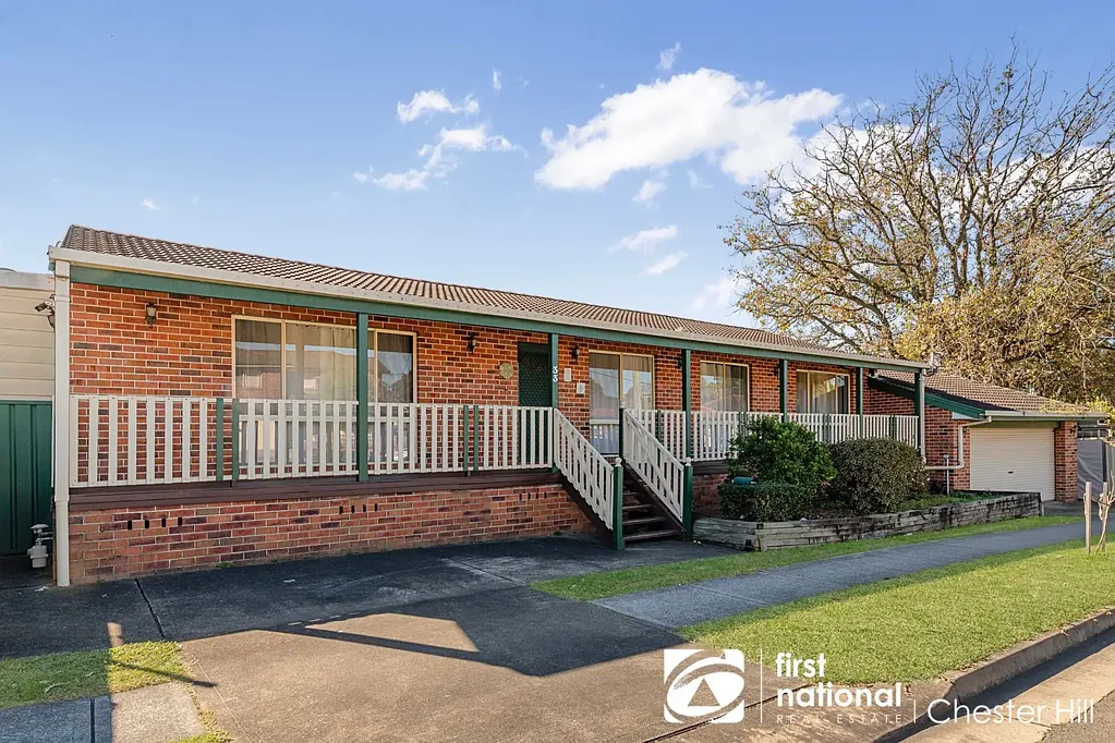 33 Rhodes Avenue, Guildford, NSW 2161