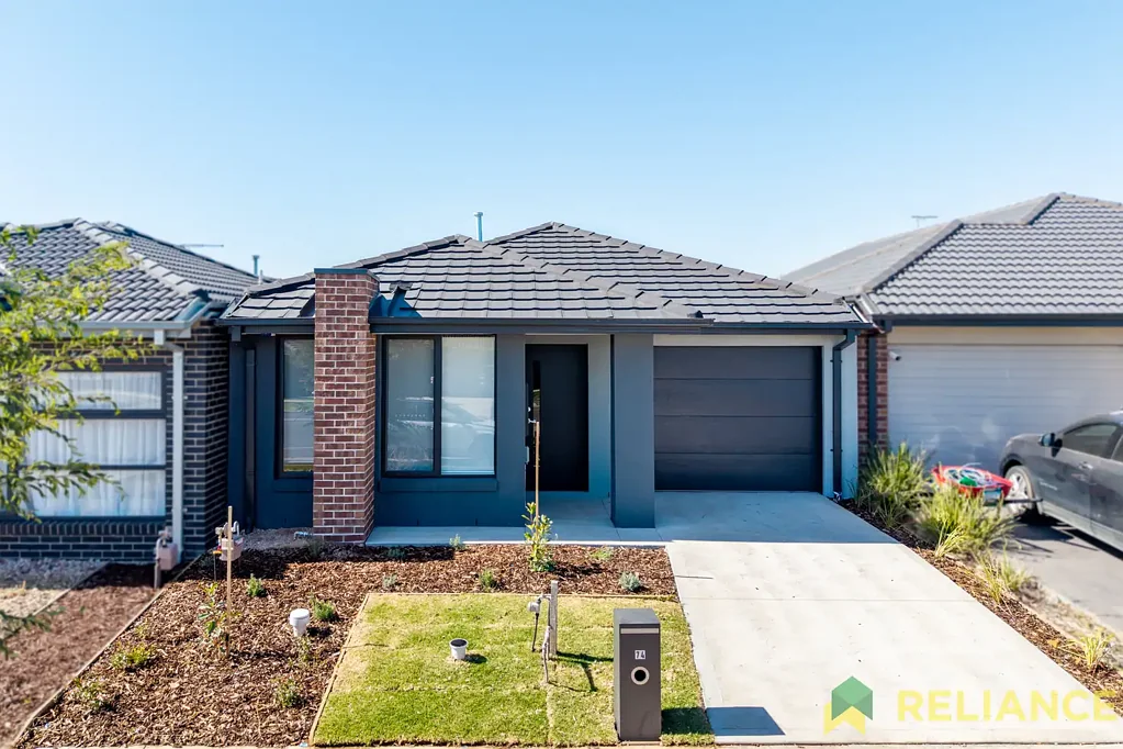 74 Willandra Boulevard, Harkness, VIC 3337