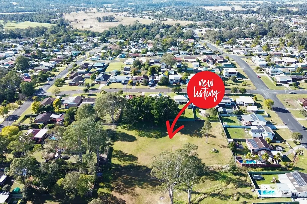 Wingham A BLANK CANVASS OR A GOLD MINE WAITING TO HAPPEN