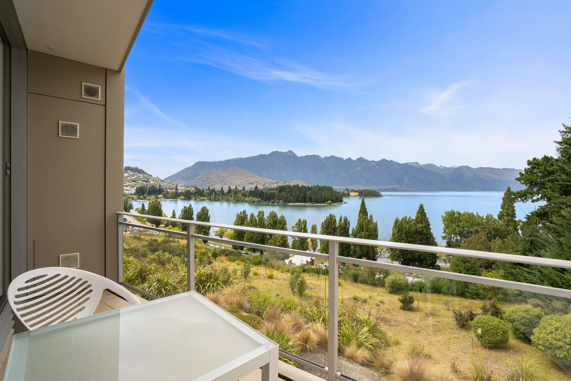 Queenstown 2Kwarto Top Level Queenstown Managed Apartment