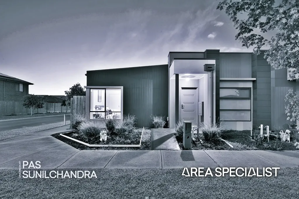 28A Plymouth Boulevard, Clyde North, VIC 3978