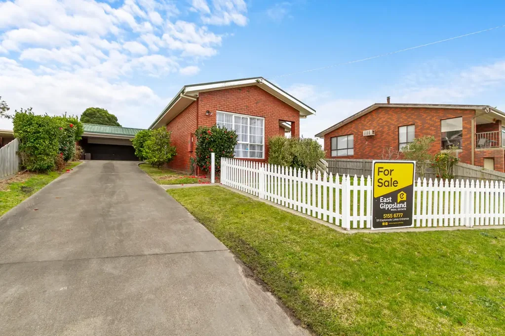 Lakes Entrance 3 Bedroom Value By The Bucket Load