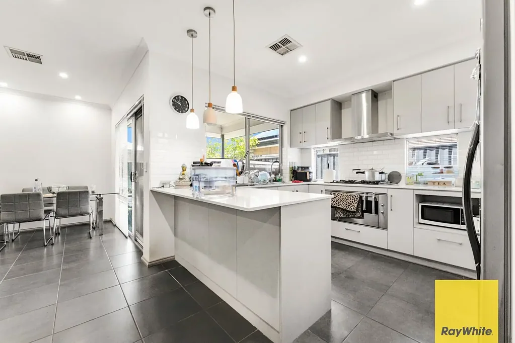 6 Ashdown Way, Hilbert, WA 6112