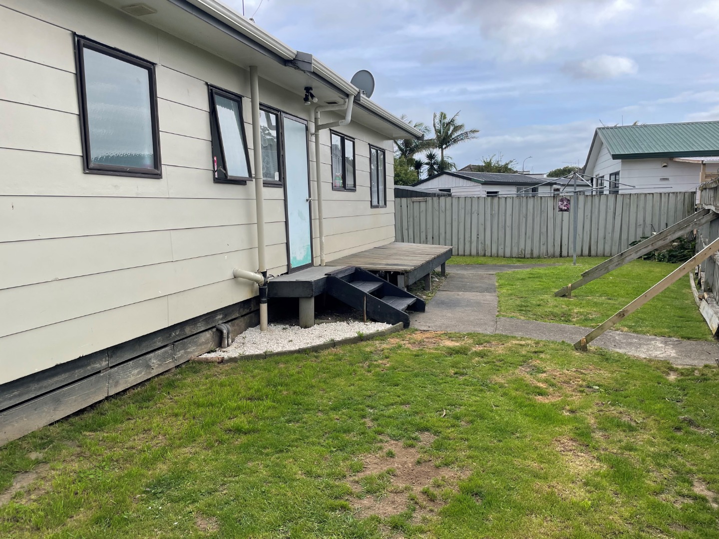 1/100 Shifnal Drive, Randwick Park, Auckland - Manukau, 3 कमरे, 1 बाथरूम, House