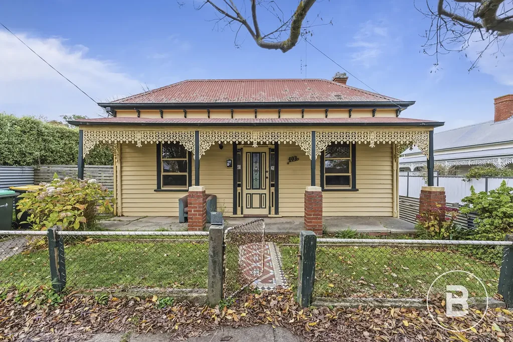 Ballarat Central 3chambre PERIOD CHARM WITH REAR LANE ACCESS IN THE HEART OF BALLARAT CENTRAL