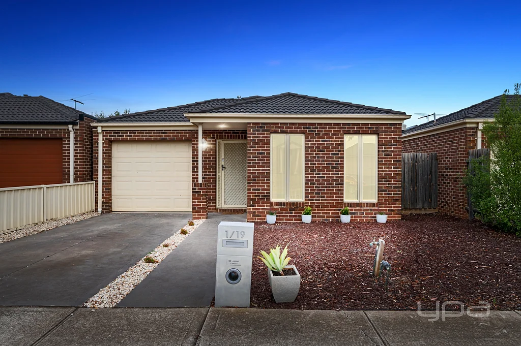 1/19 Christina Crescent, Kurunjang, VIC 3337