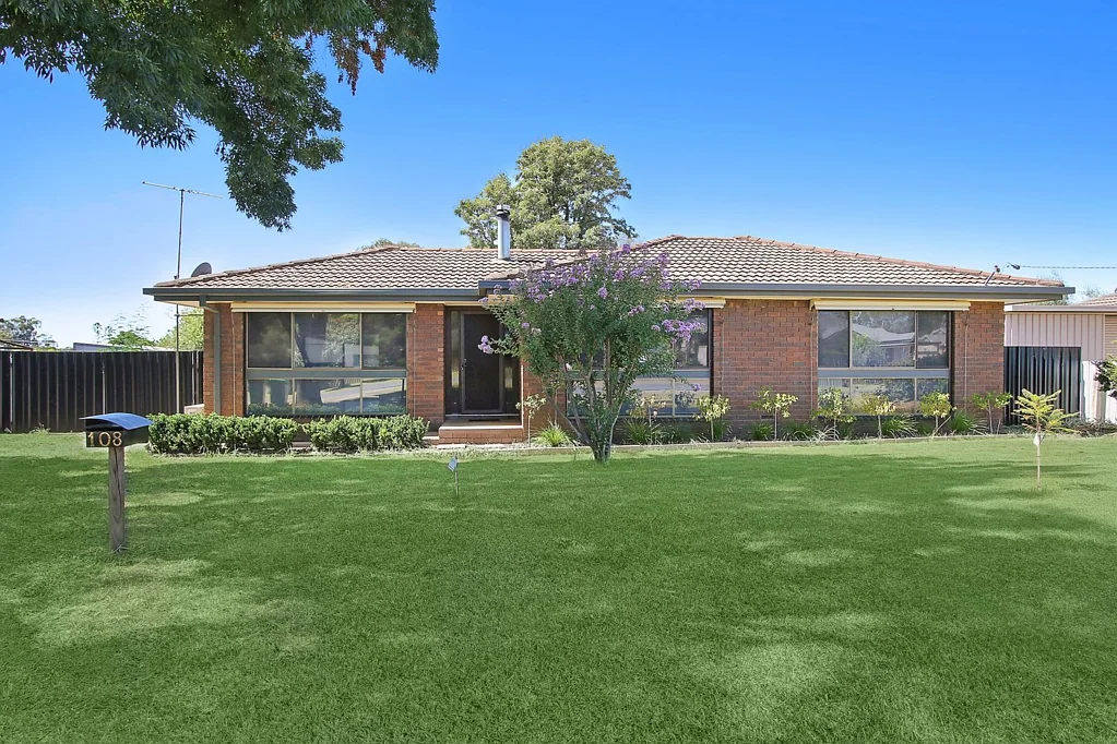 108 Pearce Street, Howlong, NSW 2643