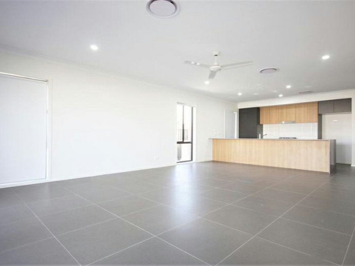 20 DUNCOMBE AV, GLEDSWOOD HILLS NSW 2557, 0 침실, 0 욕실, House