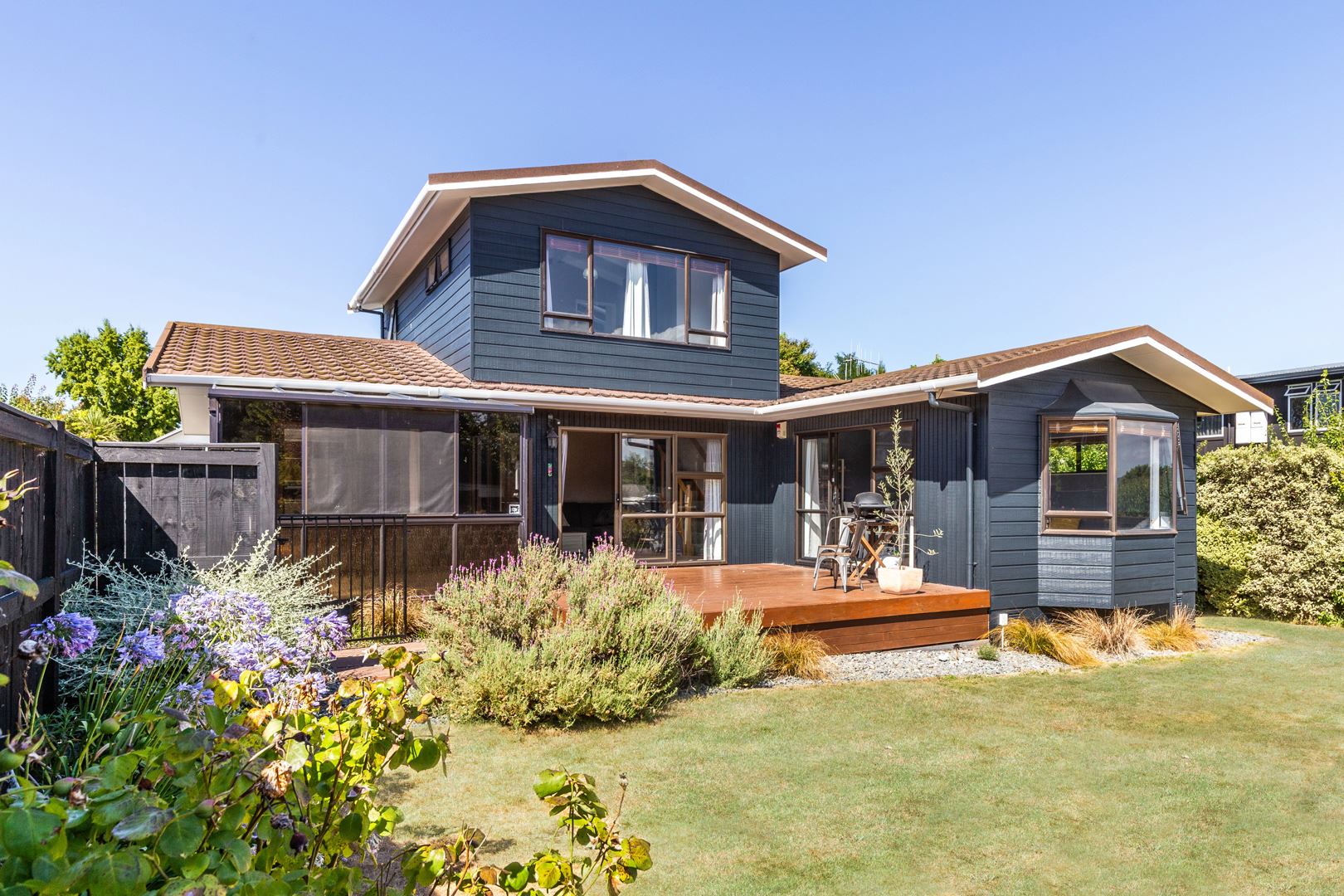 1/9 Weka Road, Waipahihi, Taupo, 3 Kuwarto, 0 Banyo