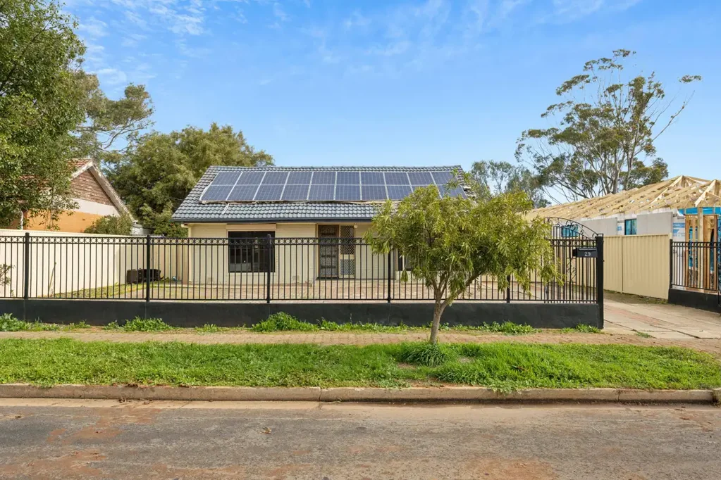 Davoren Park 3 Bedroom Ideal 700sqm Block, Perfect for Renovators, Developers and Investors!