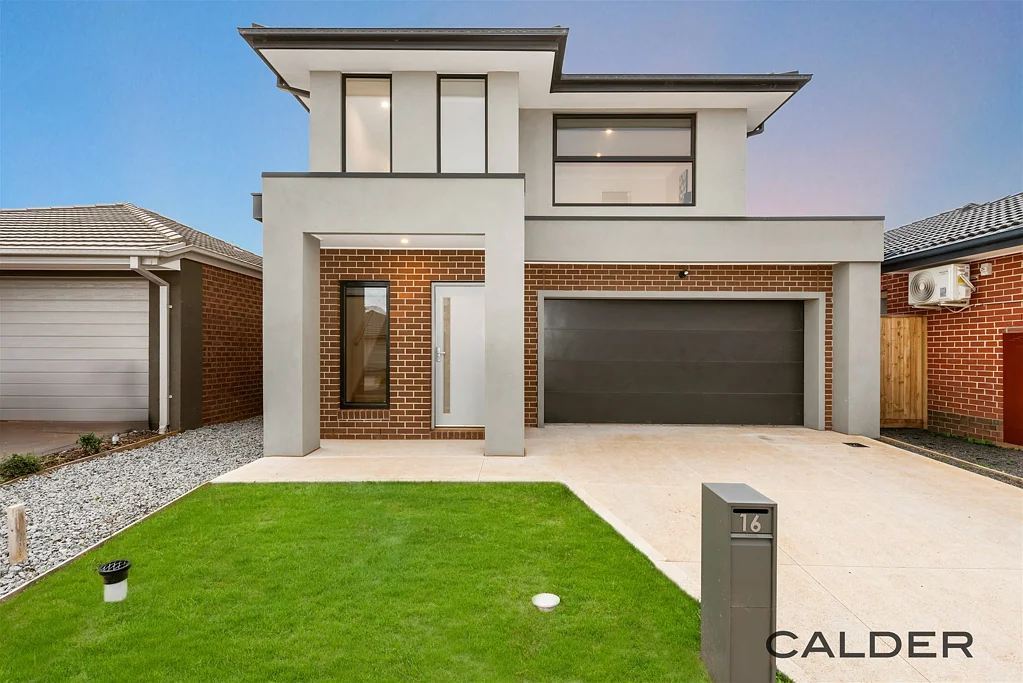 16 Mclean Street, Thornhill Park, VIC 3335