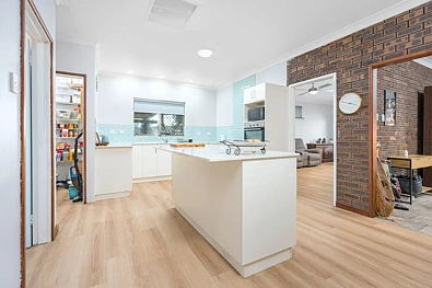 9 Craine Place, Spalding, WA 6530, 4 slaapkamers, 2 badkamers, House