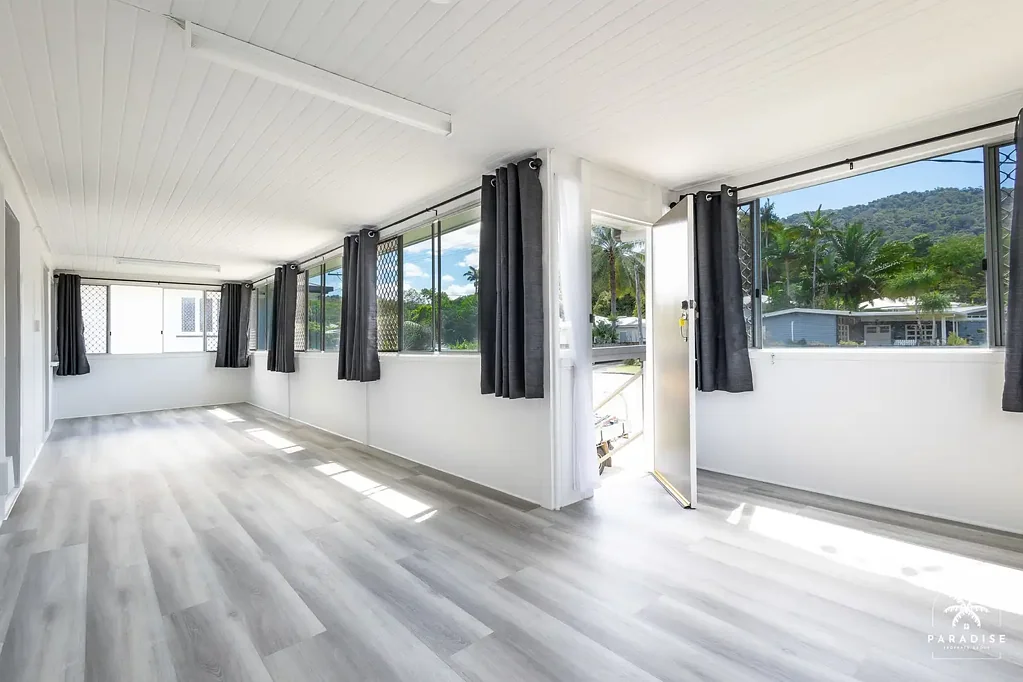 RENT IN PARADISE | Whitfield