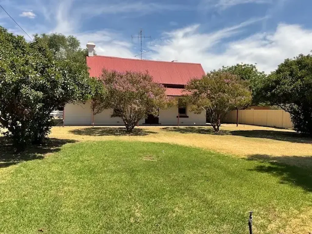 Beautiful 3 Bedroom Home
