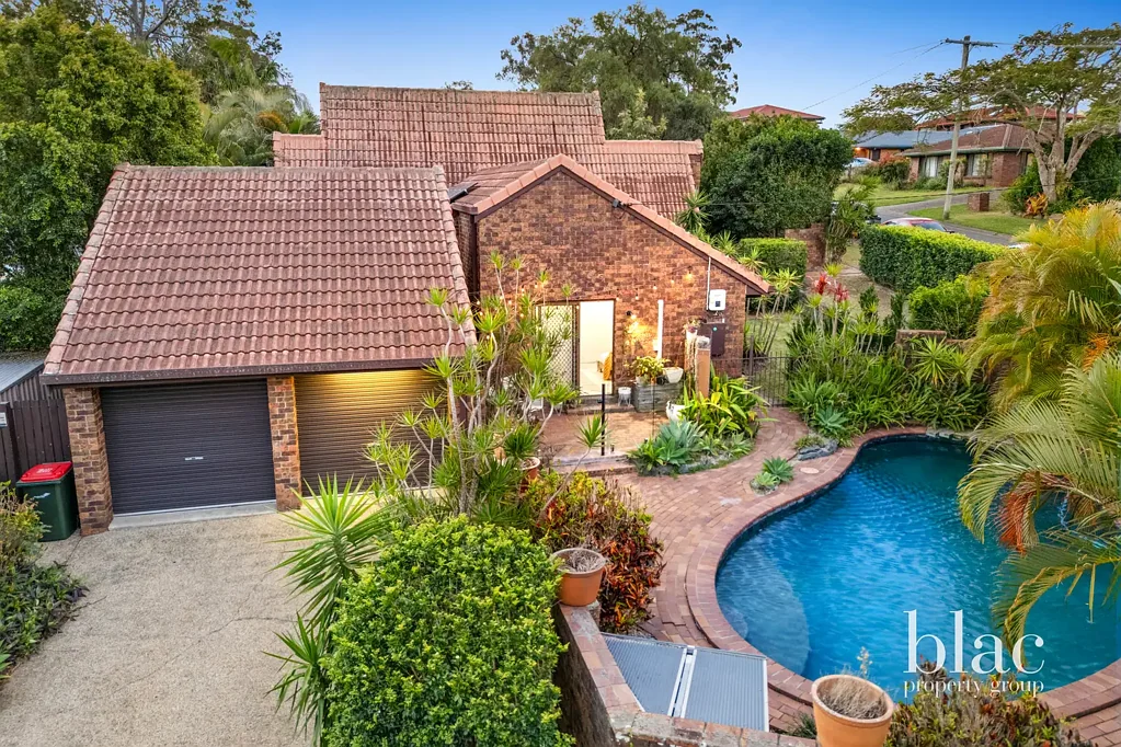 42 Woodlands Avenue, Petrie, QLD 4502