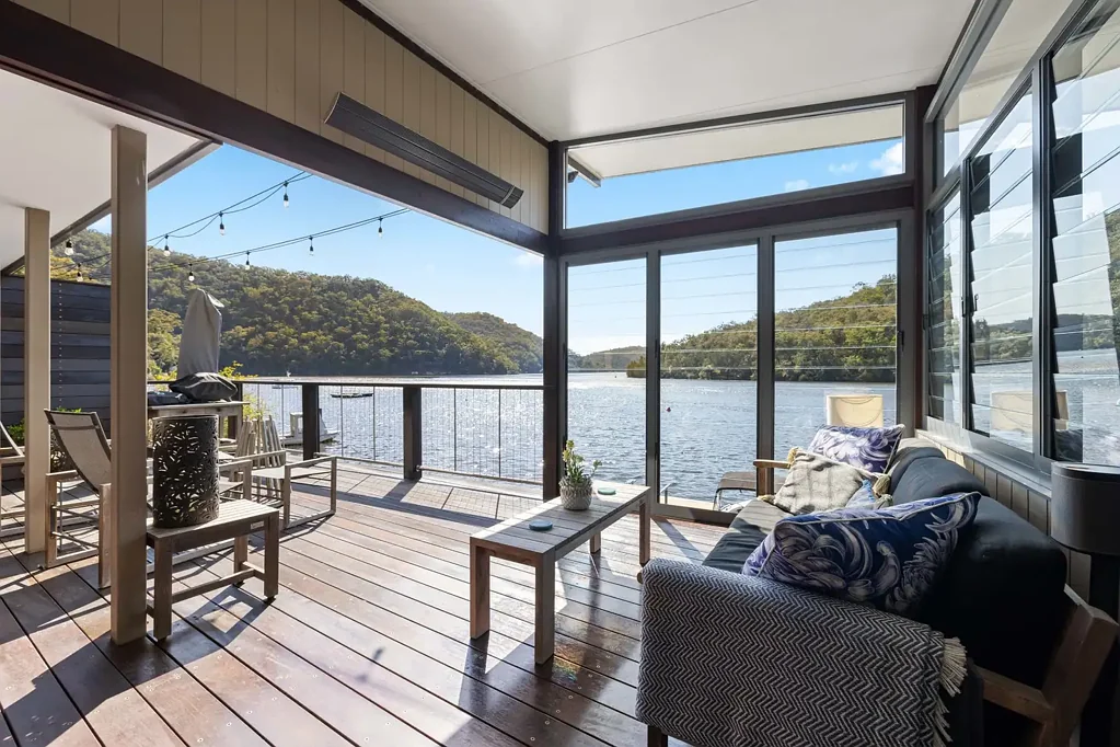 Berowra Waters 2ห้องนอน Riverfront Living Without Compromise